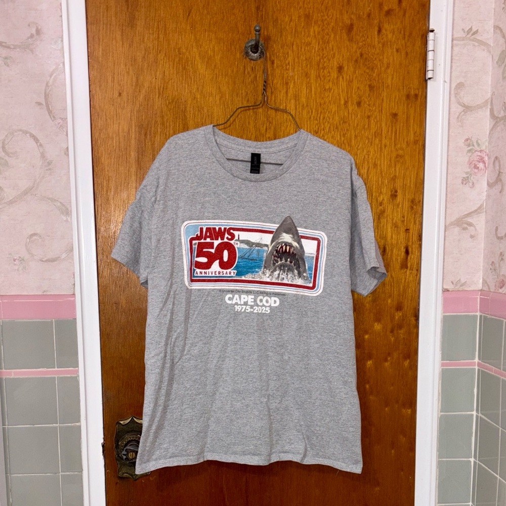 Jaws Gildan T-Shirt